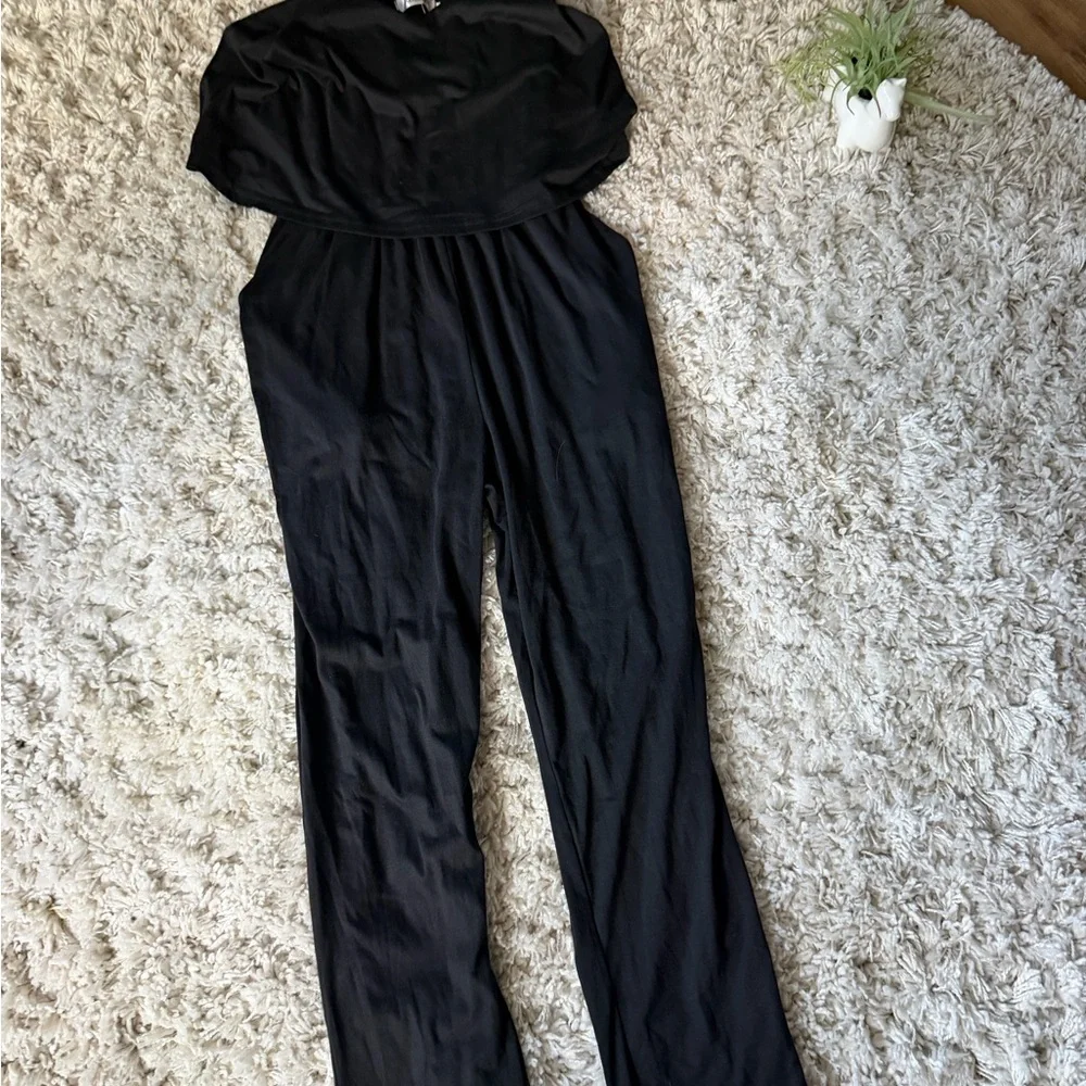 Elegant Black Sleeveless Jumpsuit